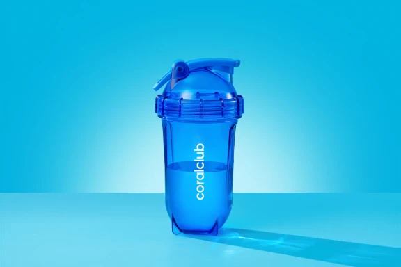 Shaker coralclub, albastru